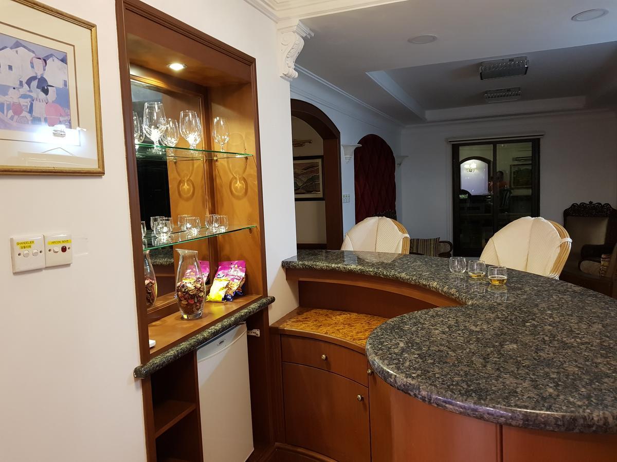 Marina Court Luxury Penthouse Aparthotel Kota Kinabalu Kültér fotó